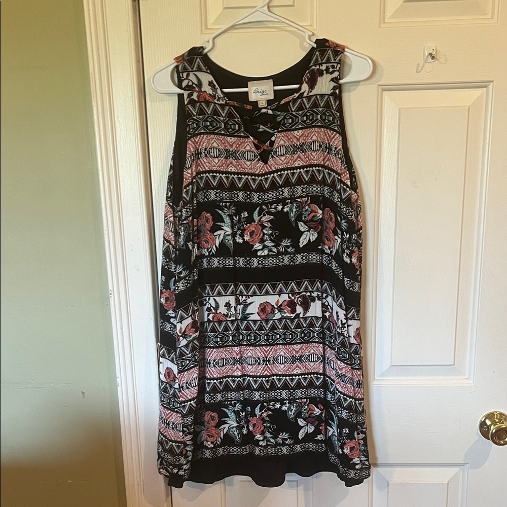 Beige by eci Black and Pink Patterned Mini Dress